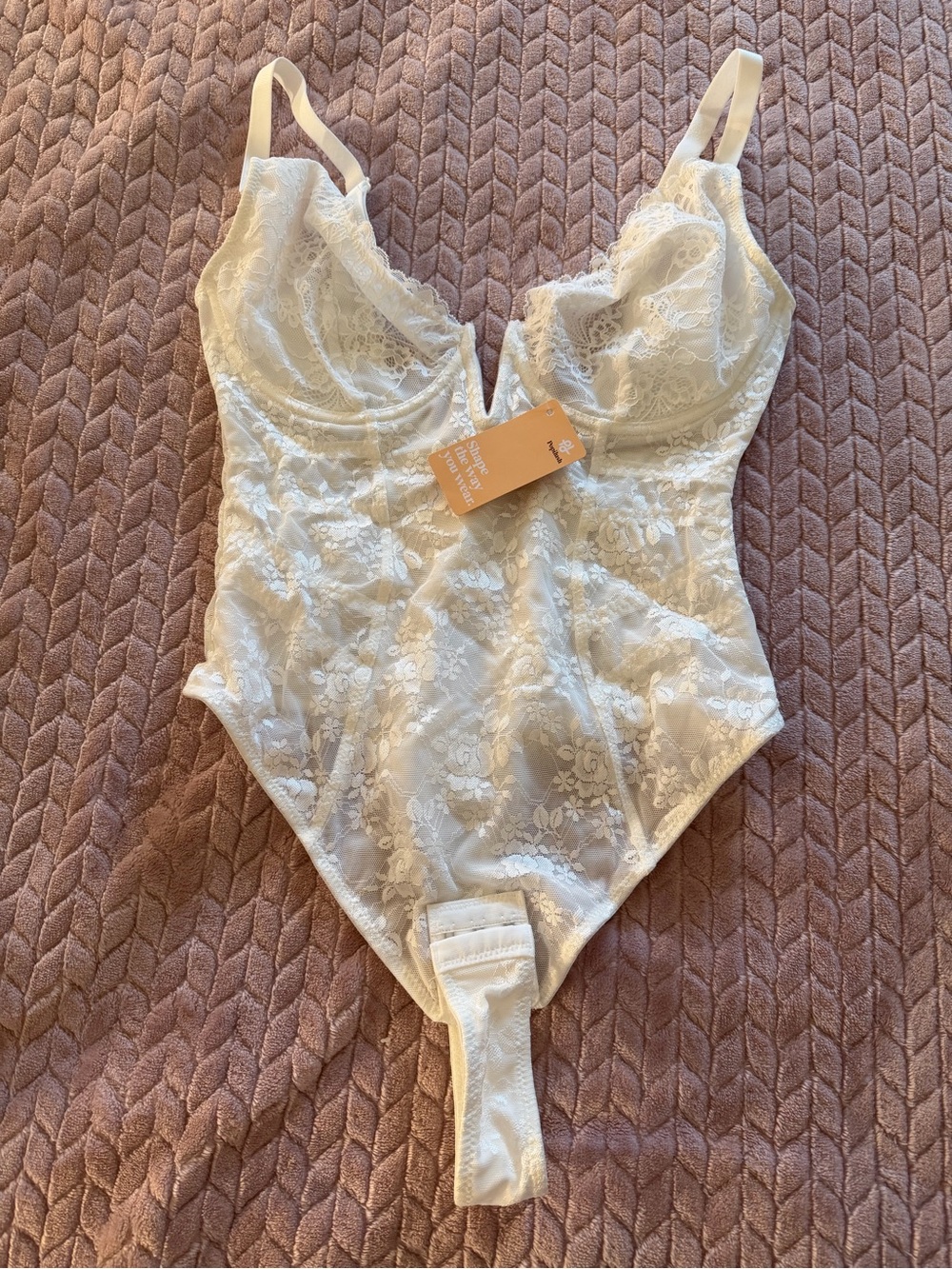 Scalloped Lace Bodysuit in Tan